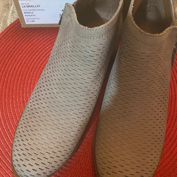 Lucky Brand LK-Brielley - Picture 1 of 5